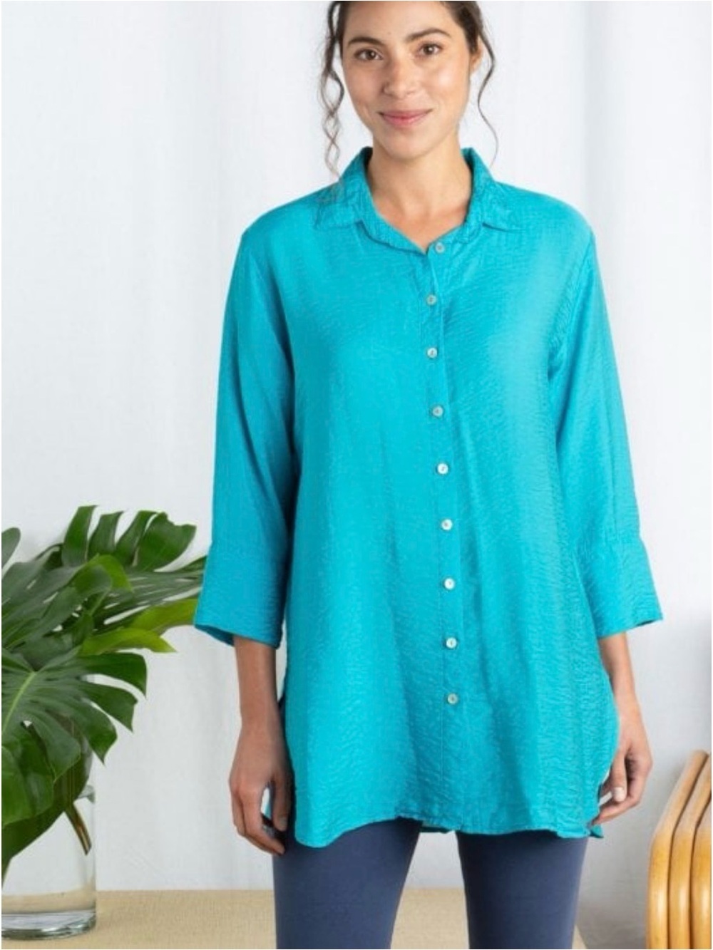 Cut Loose easy shirt size small
